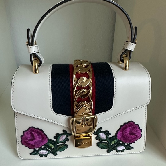 Gucci bag Silvie - Picture 13 of 16